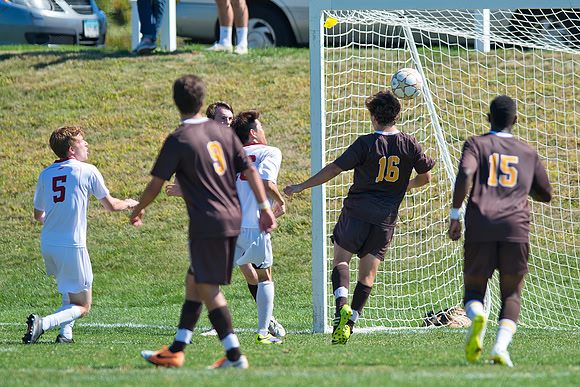 homecoming14_soccer_db_0312