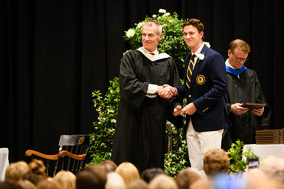 graduation25_diploma_wkl1_5159