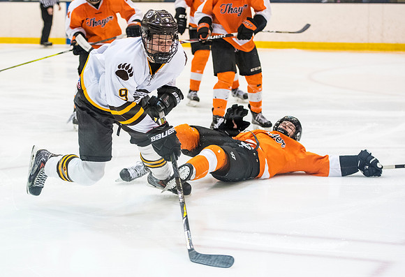 hockey_nepsac18_dburns_8378