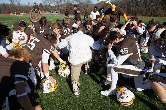 football_nepsac15_mg_8260
