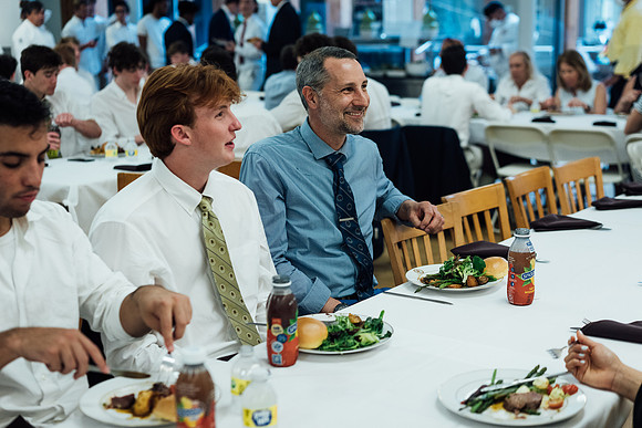 srfaculty_dinner22_jk_1396