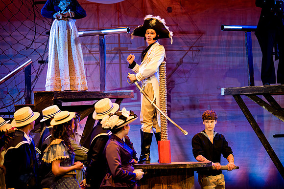 hmspinafore_springmusical25_sat2_us_ah_0212
