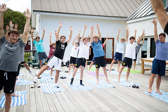 randolphvt2223_tripsoccerpre_yoga_bdf1_8548