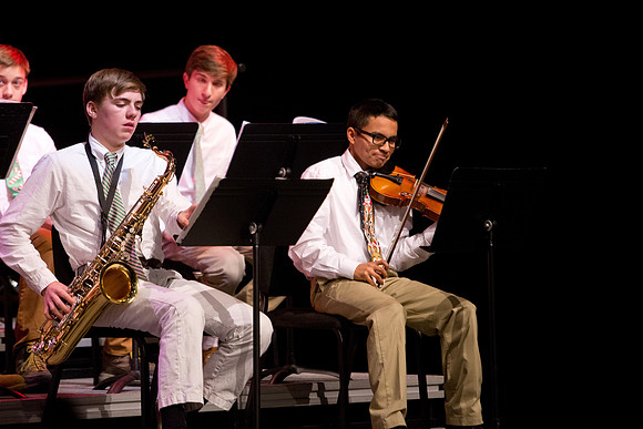 holidayconcert_us_mkras_0108