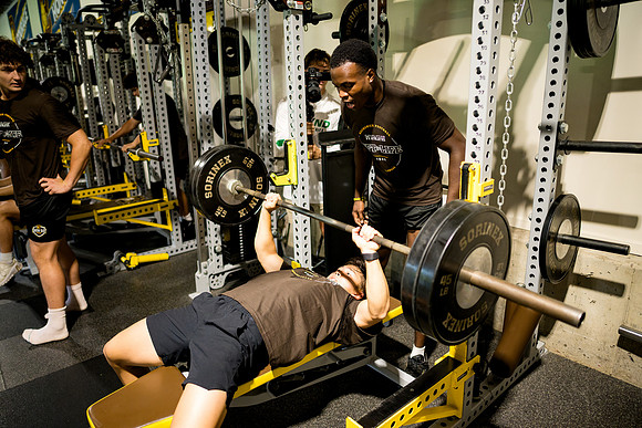 football_liftforlife25_ah_0145