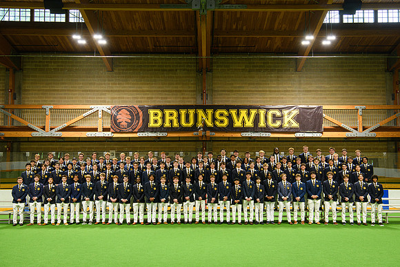 graduation25_wkl3_6818_OFFICIAL_2x3