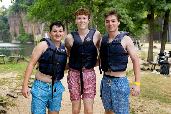 classtrip23_gr10_brownstone_ah_0081