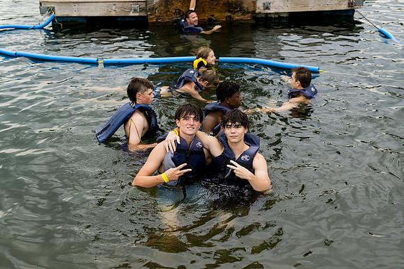 classtrip23_gr10_brownstone_ah_0077