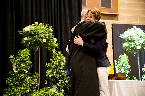 graduation25_diploma_ah_0840