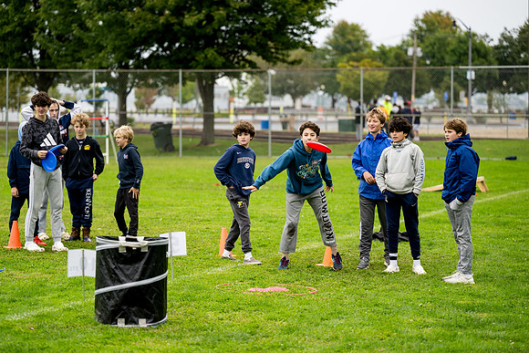 classtrip23_gr7_calfpasture_ah_0174