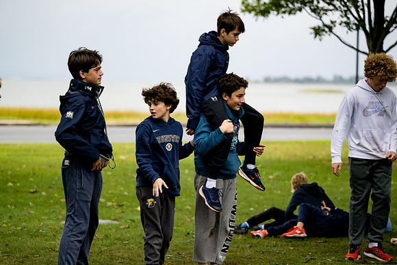 classtrip23_gr7_calfpasture_ah_0153