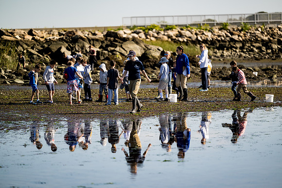 classtrip23_gr2_calfpasture_ah_0058