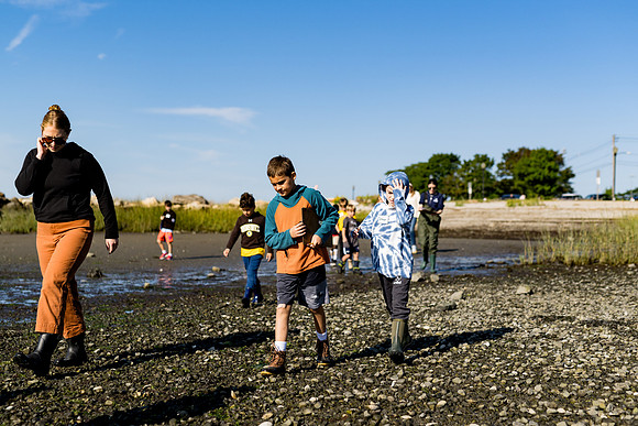 classtrip23_gr2_calfpasture_ah_0010