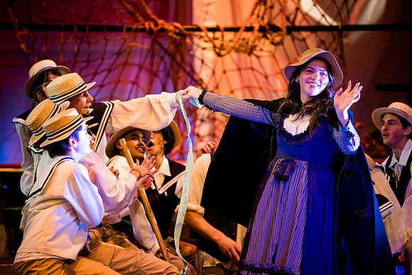hmspinafore_springmusical25_sat2_us_ah_0038