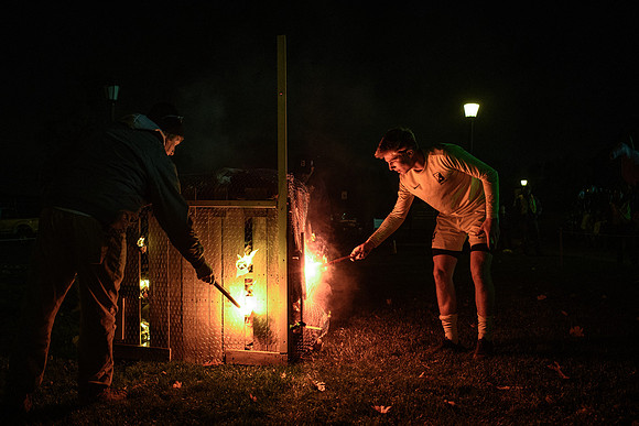hc21_bonfireworks_wkl1_6770