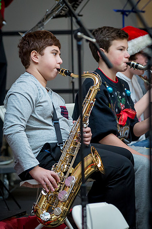 holiday_allschool16_jfess_6665