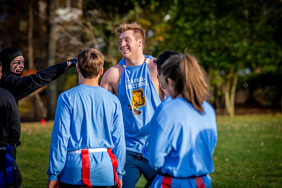 turkeybowl24_us_jfess2_1409