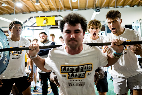 football_2024-08-01_liftforlife_ah_0146