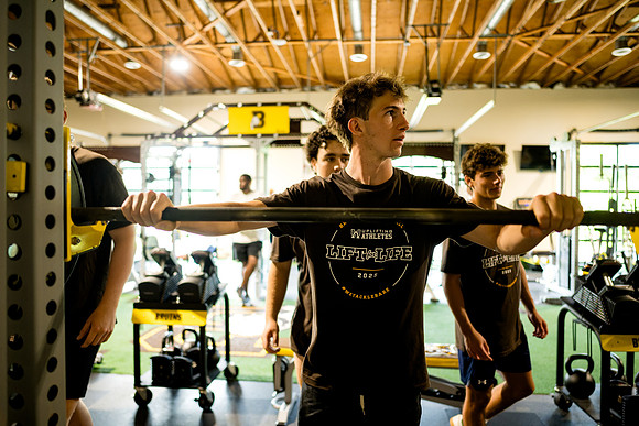 football_liftforlife25_ah_0106