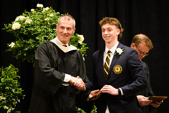graduation25_diploma_wkl1_4967