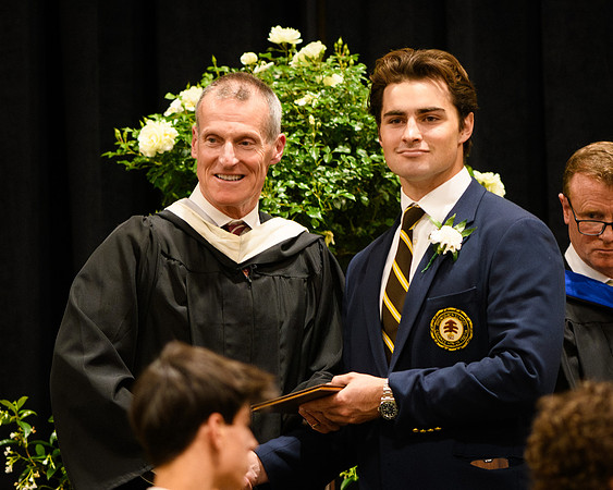 graduation25_diploma_wkl1_4713-2