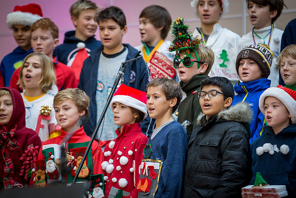 holiday_allschool16_jfess_6701