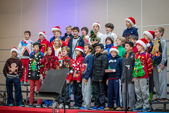 holiday_allschool16_jfess_6712