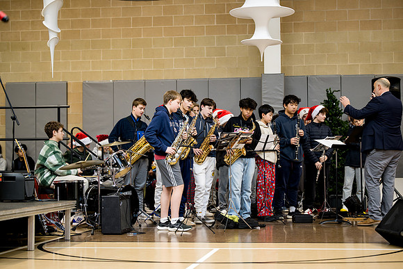 holiday_assembly24_ah_0260