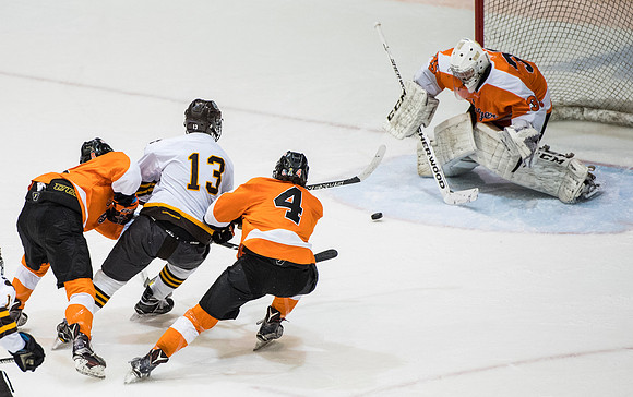 hockey_nepsac18_dburns_7625