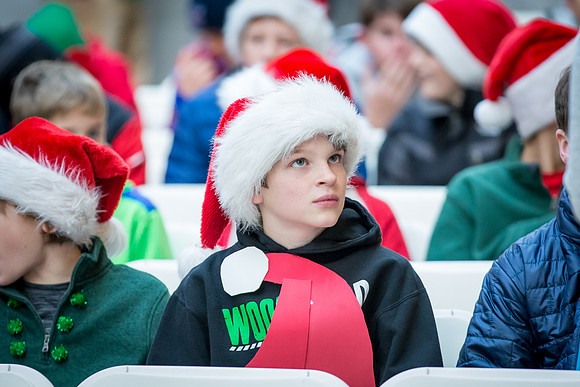holiday_allschool16_jfess_6477