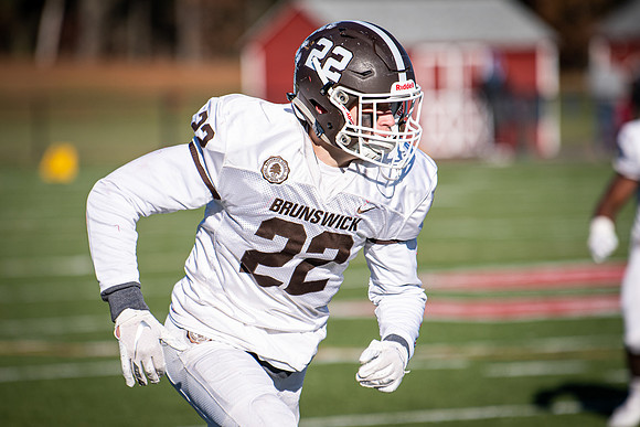 football_nepsac19_wkl8_1491
