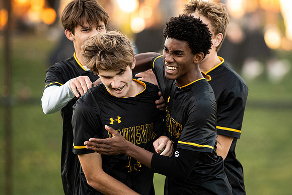 hc23_soccer_wkl2_2277