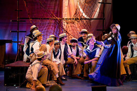 hmspinafore_springmusical25_sat2_us_ah_0032