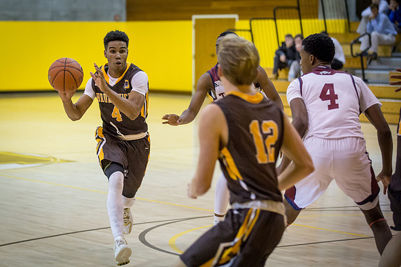 basketball_2016-11-30_jfess_9784