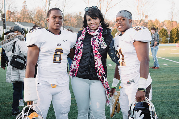 football_nepsac16_hp_3612