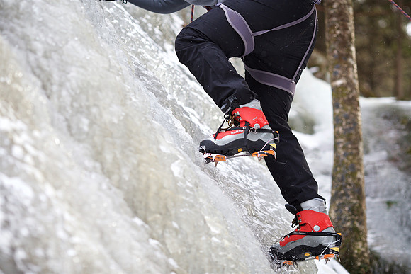 campdudley16_iceclimbing_bd_6167