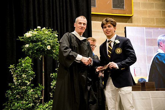graduation25_diploma_ah_0697