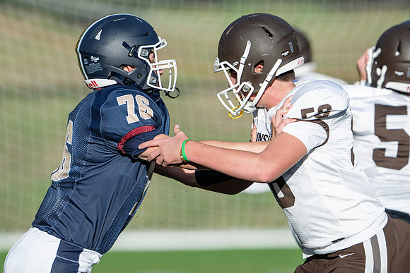 football_9_2023-10-17_dburns2_0634
