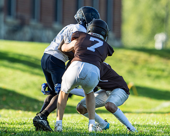 football_msbrown_2023-10-12_dburns1_5966