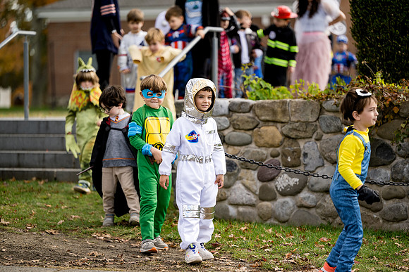 halloweenparade23_psls_ah_0004