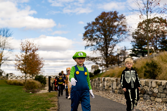 halloweenparade23_psls_ah_0114