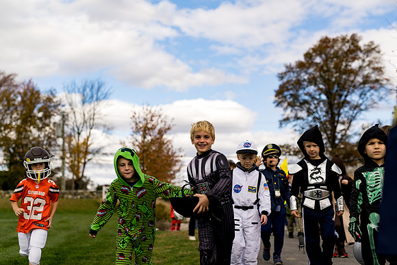 halloweenparade23_psls_ah_0118
