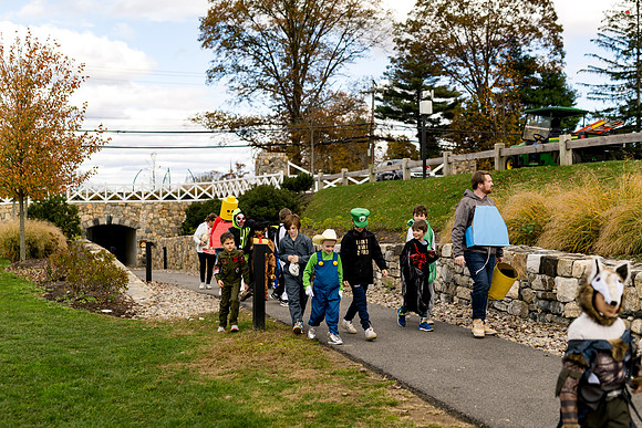 halloweenparade23_psls_ah_0128