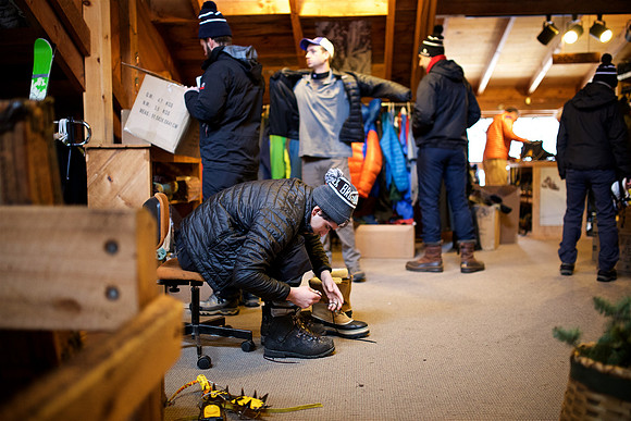 campdudley16_iceclimbing_prep_bd_1210