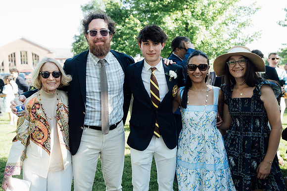 graduation24_post_jk_4094