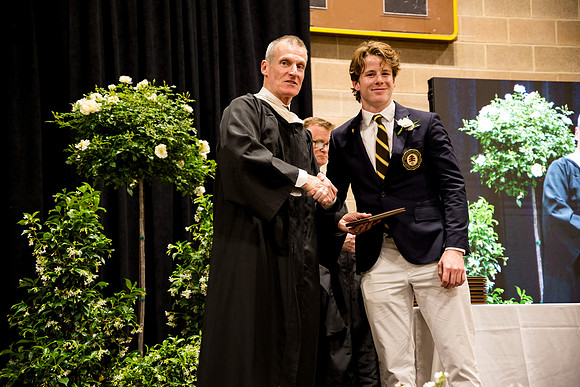 graduation25_diploma_ah_0843