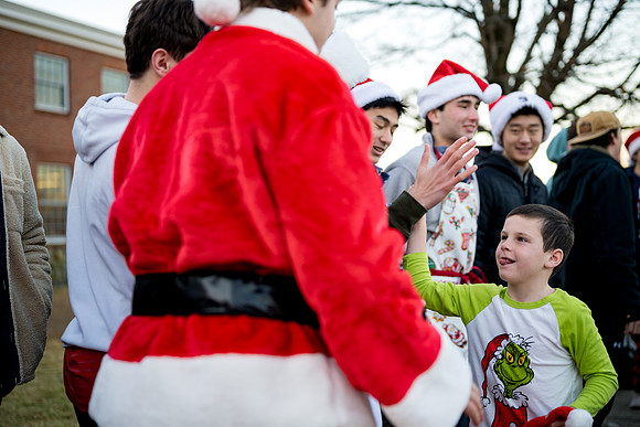 holiday_handshake24_ah_0028