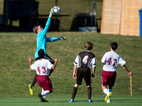homecoming14_soccer_3rdsbrown_db_9373