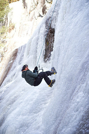 campdudley16_iceclimbing_bd_5922