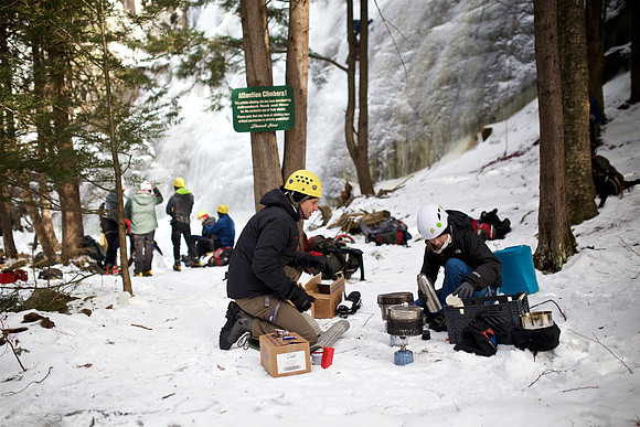 campdudley16_iceclimbing_bd_1568
